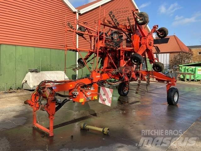 Kuhn GA 8521 hark Obracače a zhrabovače sena