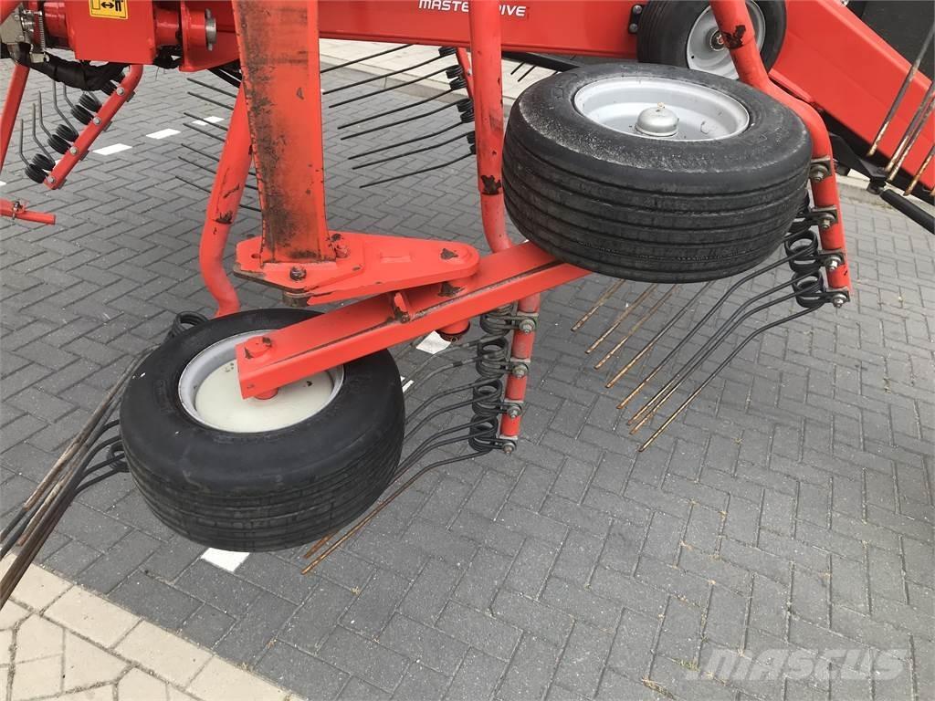 Kuhn GA 8731 hark Obracače a zhrabovače sena