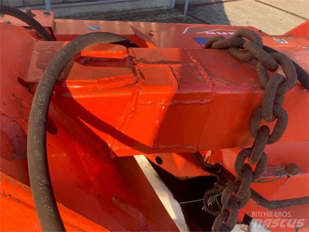 Kuhn GMD 802 F Žacie stroje