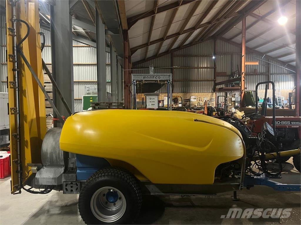  KWH Mistral 1500 Ťahané postrekovače