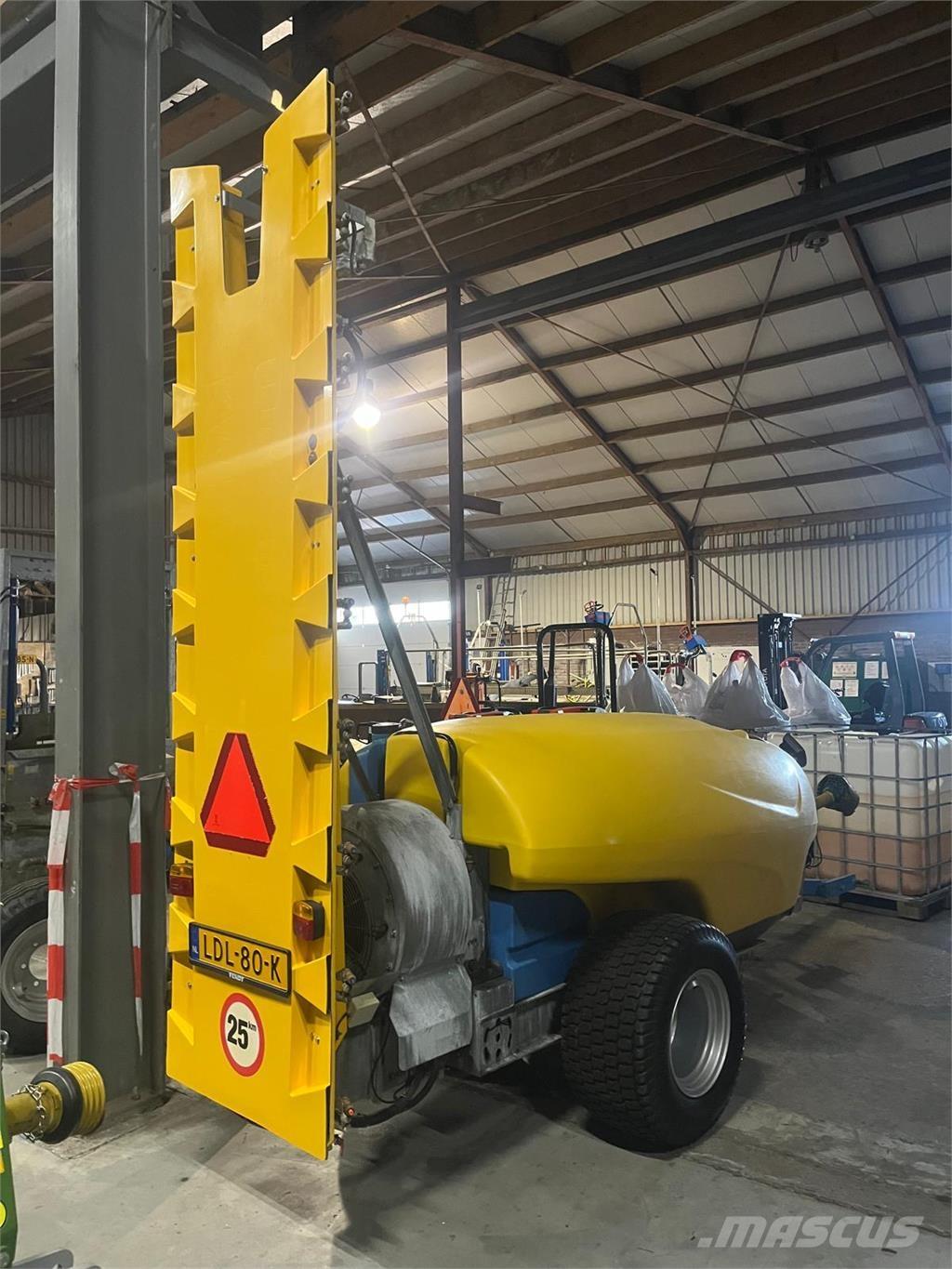  KWH Mistral 1500 Ťahané postrekovače