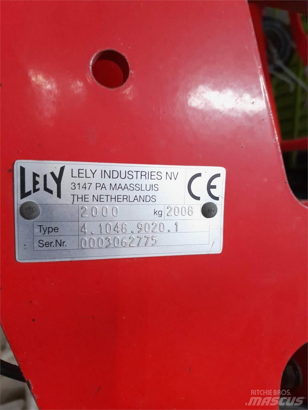 Lely Lotus 900 Obracače a zhrabovače sena