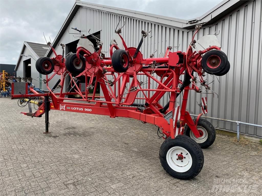 Lely Lotus 900 Obracače a zhrabovače sena