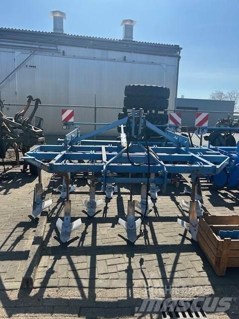 Lemken Karat 9/300 Kultivátory