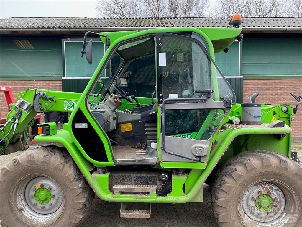 Merlo P 40.7 CS Teleskopické nakladače pre poľnohospodárstvo