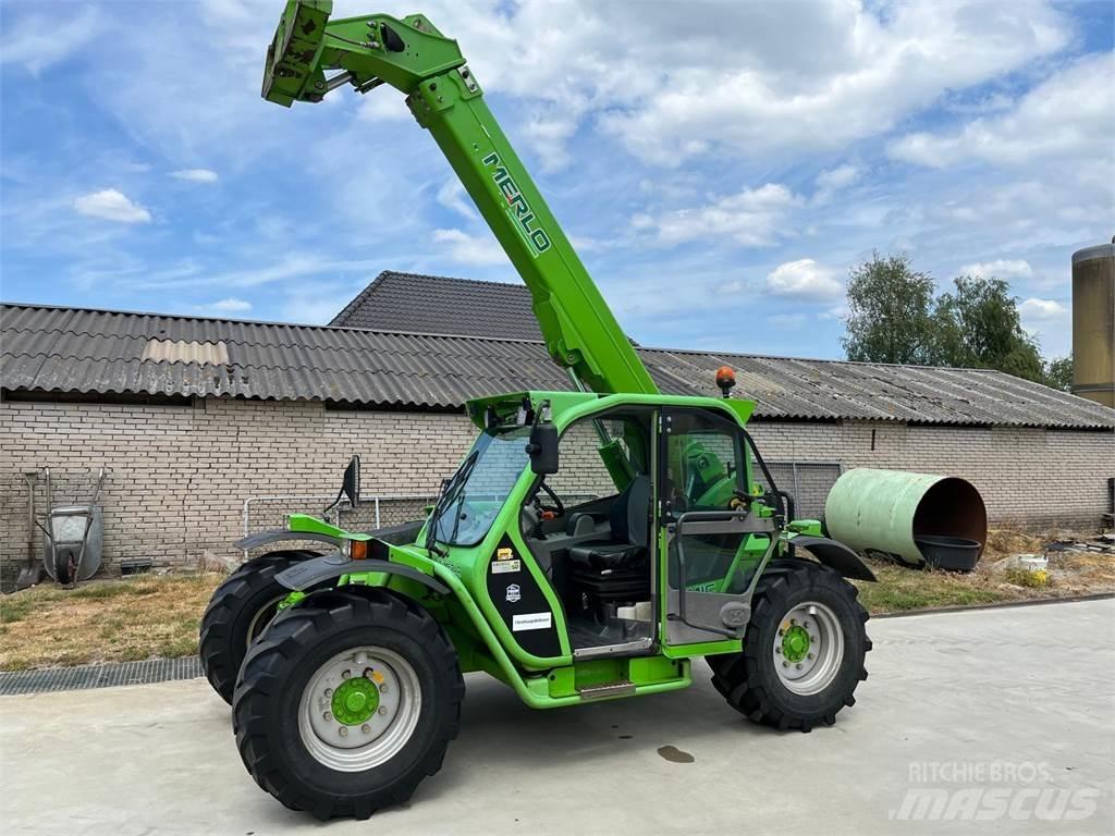 Merlo P32.6L Teleskopické nakladače pre poľnohospodárstvo