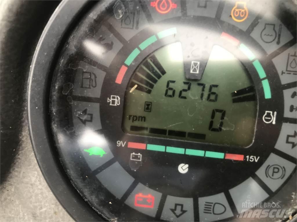 Mustang 406 Čelné nakladače a rýpadlá