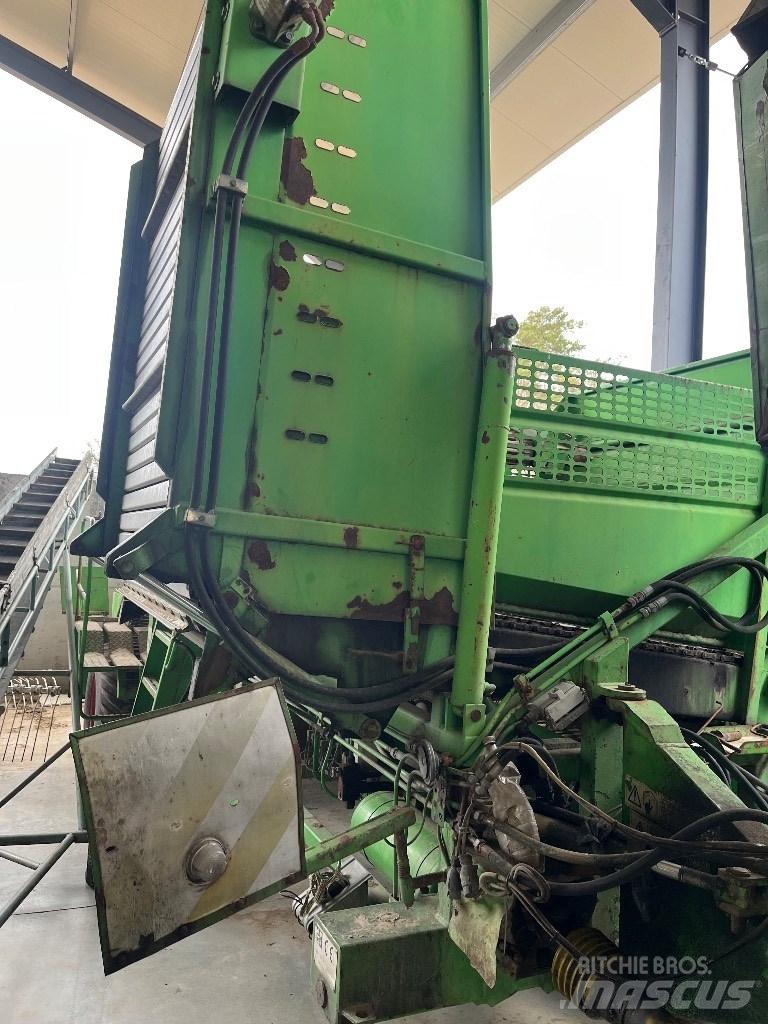 AVR 120mc Cibuľové kombajny