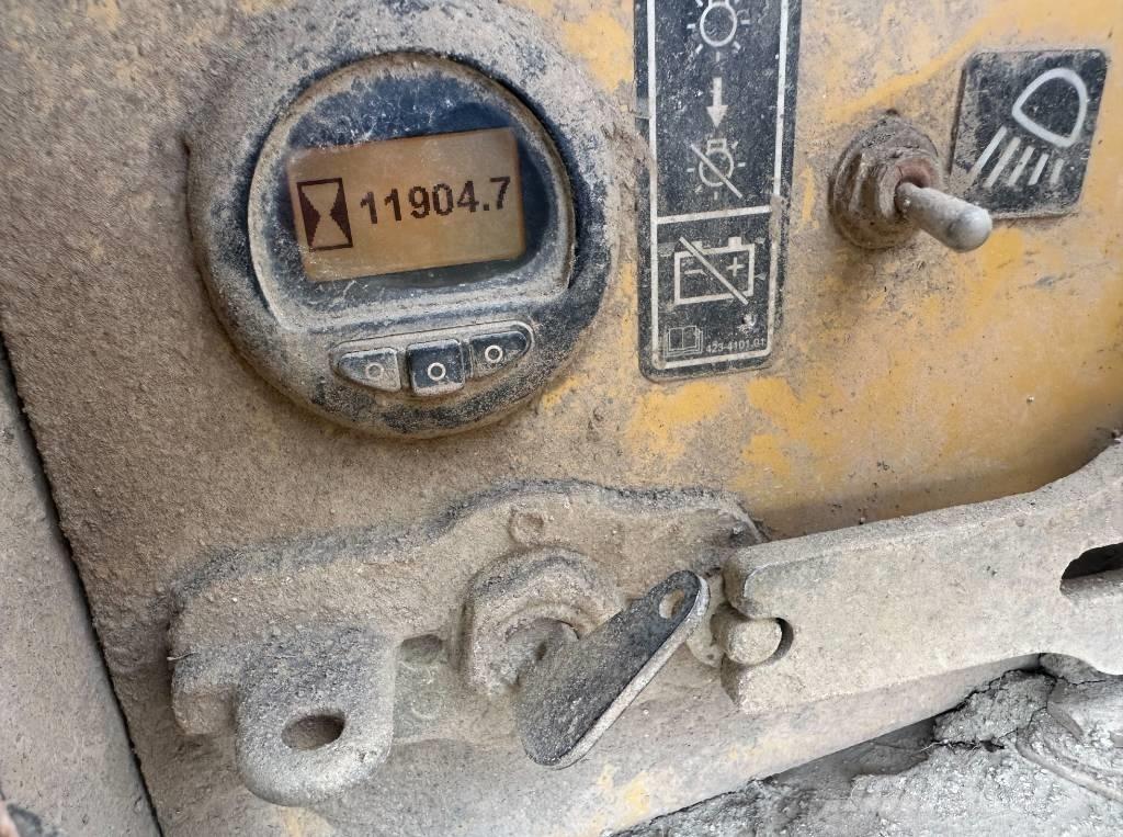 CAT D 6 T LGP Pásové dozéry