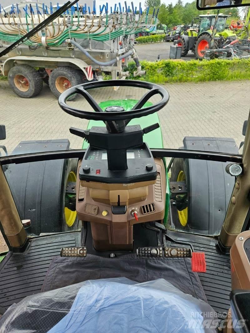 John Deere 7800 Traktory