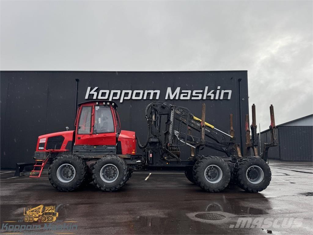 Komatsu 895 Lesné traktory