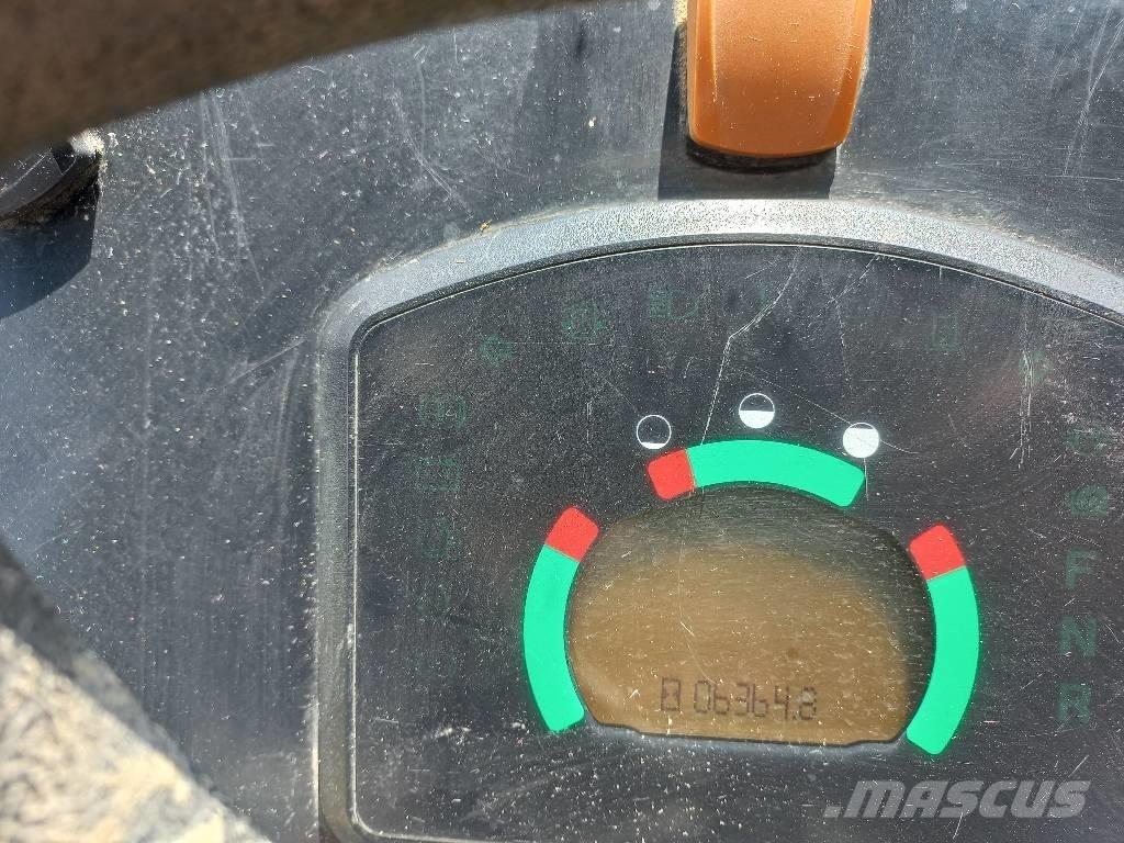 CAT 907 H Kolesové nakladače