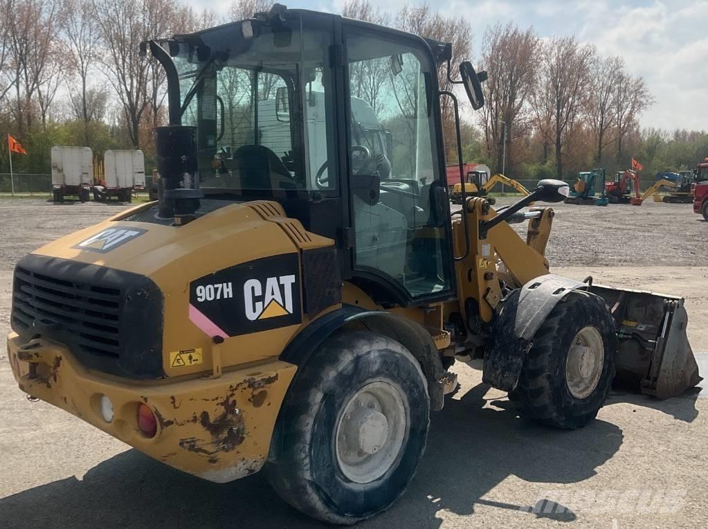 CAT 907 H Kolesové nakladače