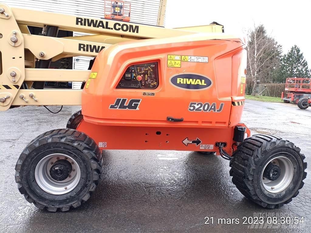 JLG 520AJ Kĺbové plošiny