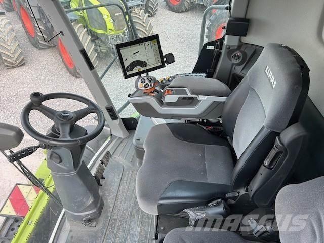 CLAAS LEXION 7400 Kombinované zberacie stroje