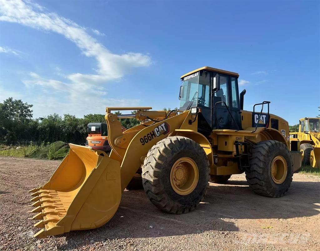 CAT 966 H Kolesové nakladače