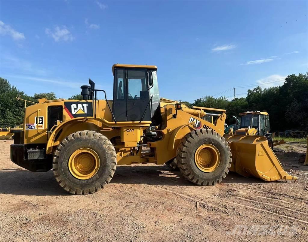 CAT 966 H Kolesové nakladače