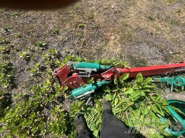 Kverneland IP PAKKER Dvojstranné pluhy