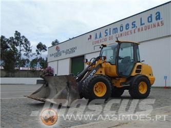 Volvo L 25 F Kolesové nakladače