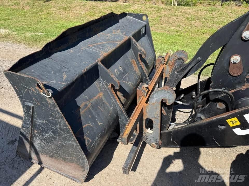 JCB 407 Kolesové nakladače
