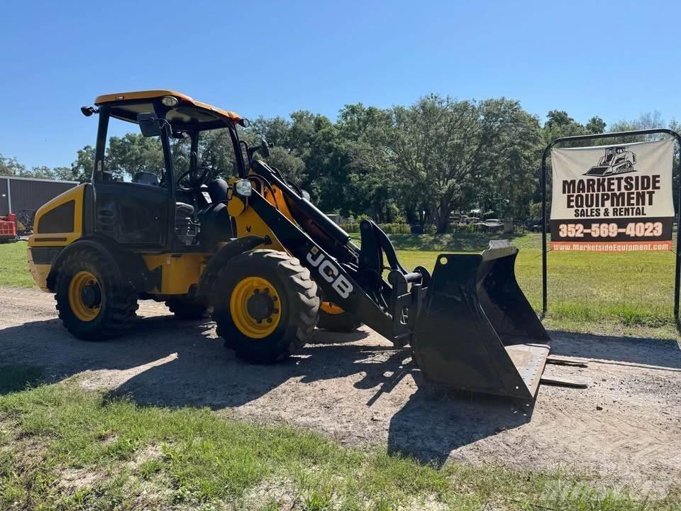JCB 407 Kolesové nakladače