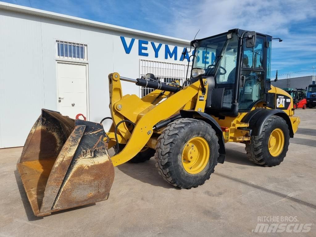 CAT 908 H Kolesové nakladače