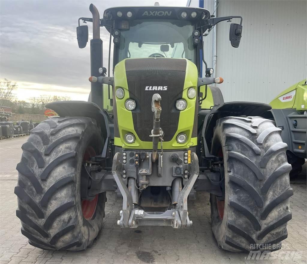 CLAAS Axion 930 Traktory