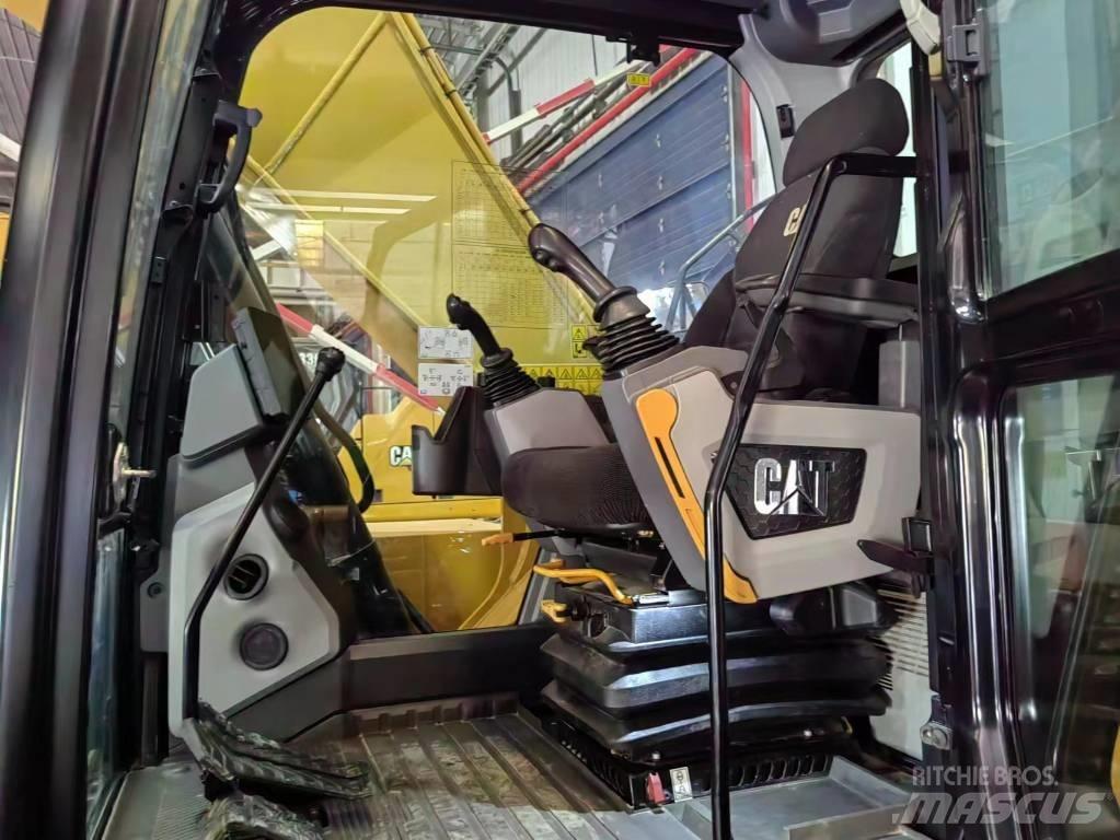 CAT 320 Pásové rýpadlá
