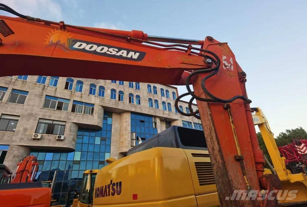 Doosan DH 150 W-7 Kolesové rýpadlá