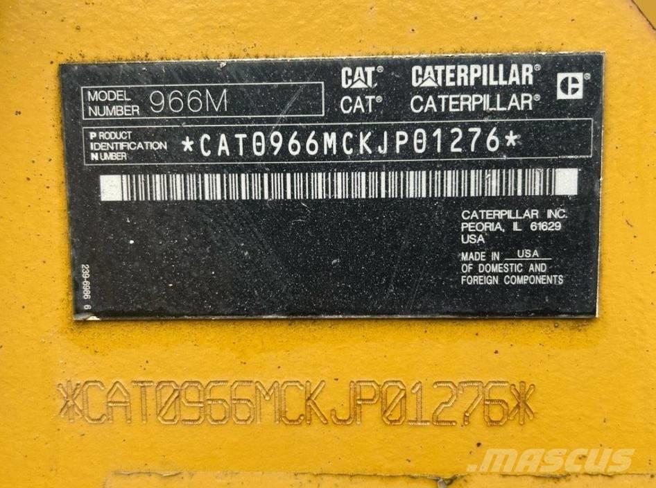 CAT 966 M Kolesové nakladače
