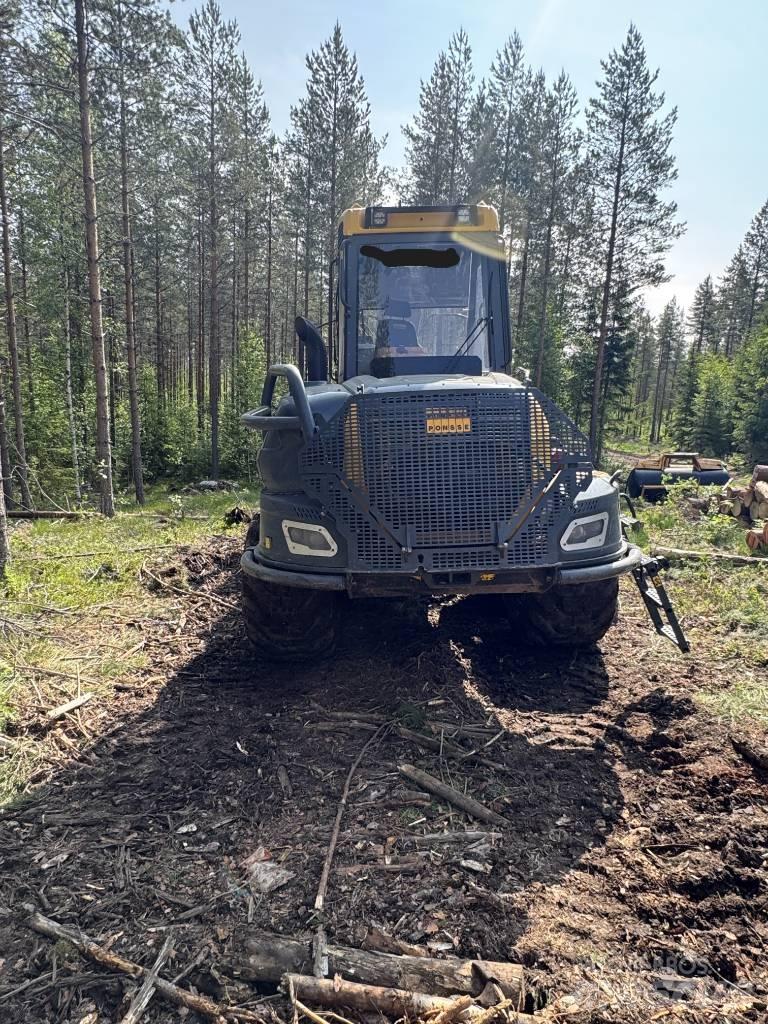Ponsse BUFFALO 8W Lesné traktory