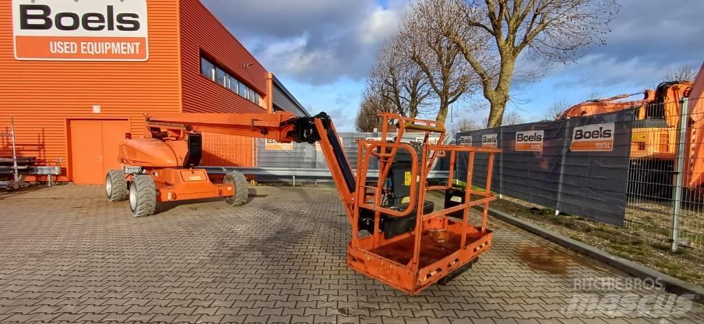 JLG M600JP Kĺbové plošiny
