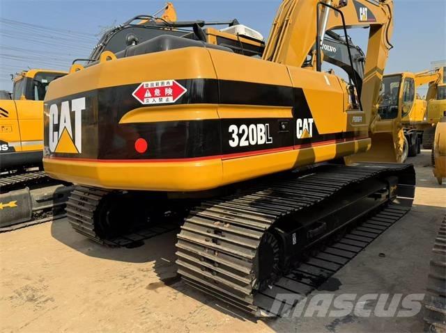 CAT 320 B L Pásové rýpadlá