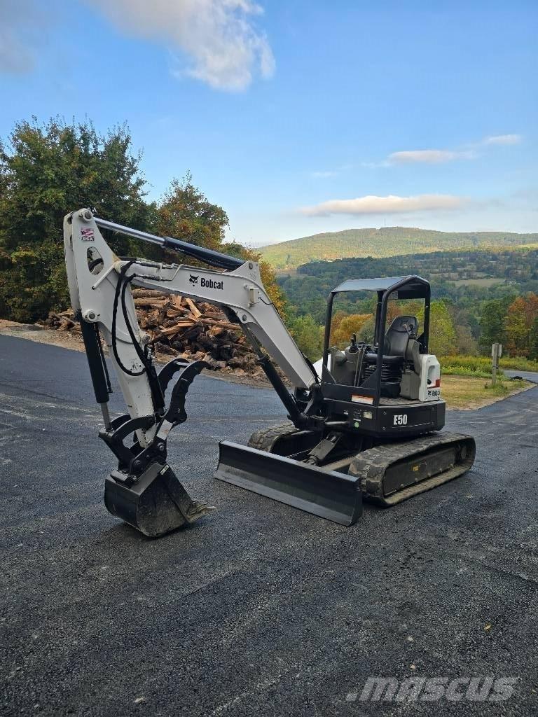 Bobcat E 50 Mini rýpadlá < 7t