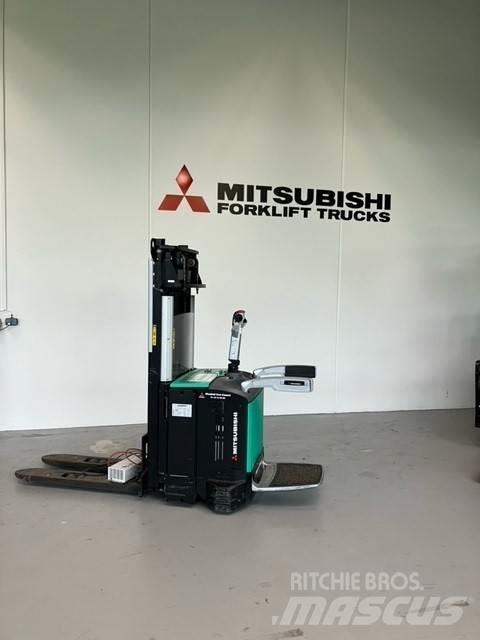 Mitsubishi SBV16N Nízkozdvižný vozík s plošinou