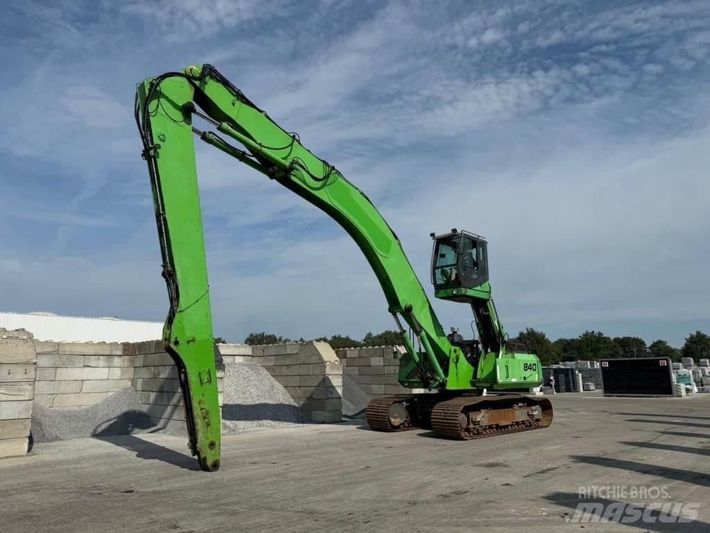 Sennebogen 840R Stroje pre manipuláciu s odpadom
