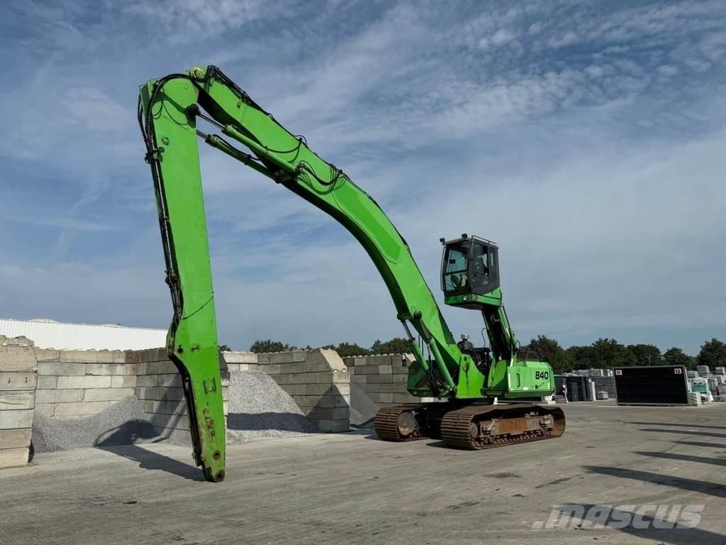 Sennebogen 840R Stroje pre manipuláciu s odpadom