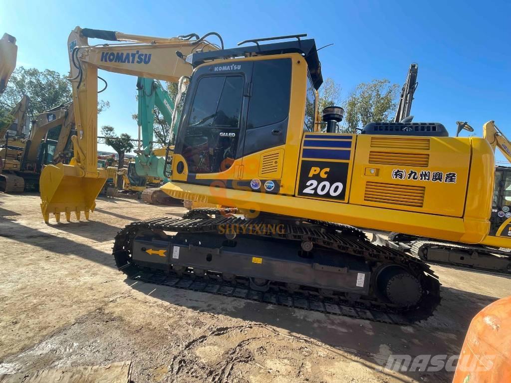 Komatsu PC 200-8 Pásové rýpadlá