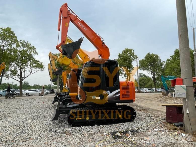 Hitachi ZX70 Midi rýpadlá 7 t - 12 t
