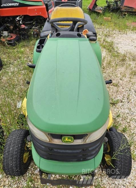 John Deere X 300 R Samochodné kosačky