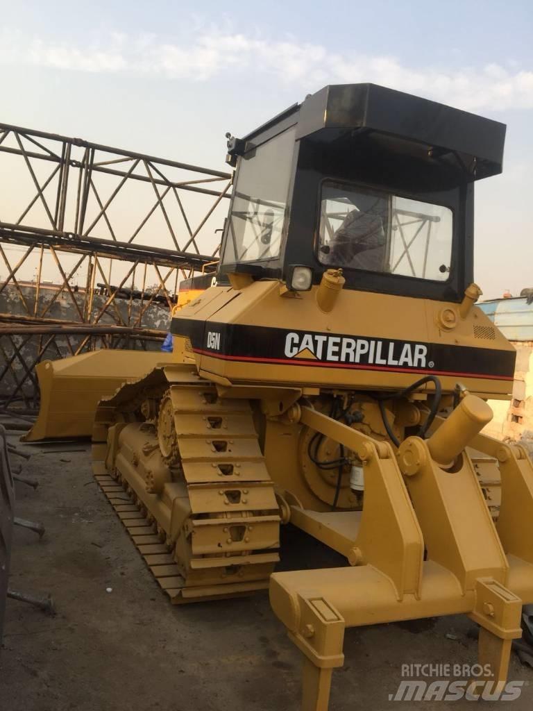 CAT D5N Pásové dozéry