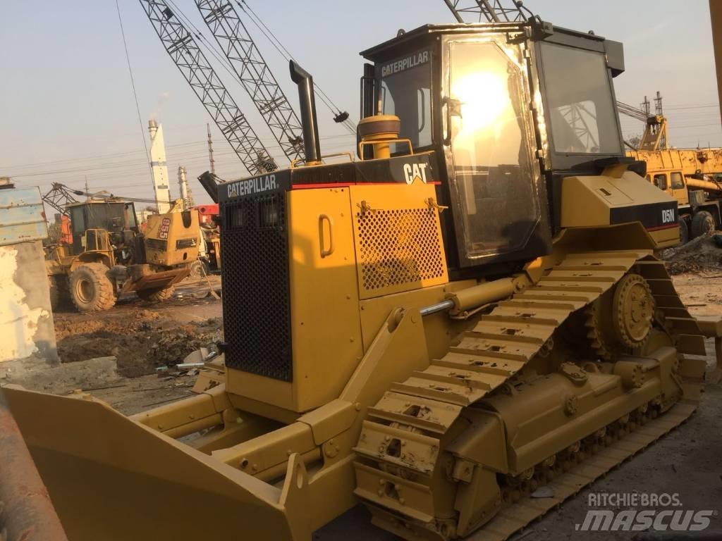 CAT D5N Pásové dozéry