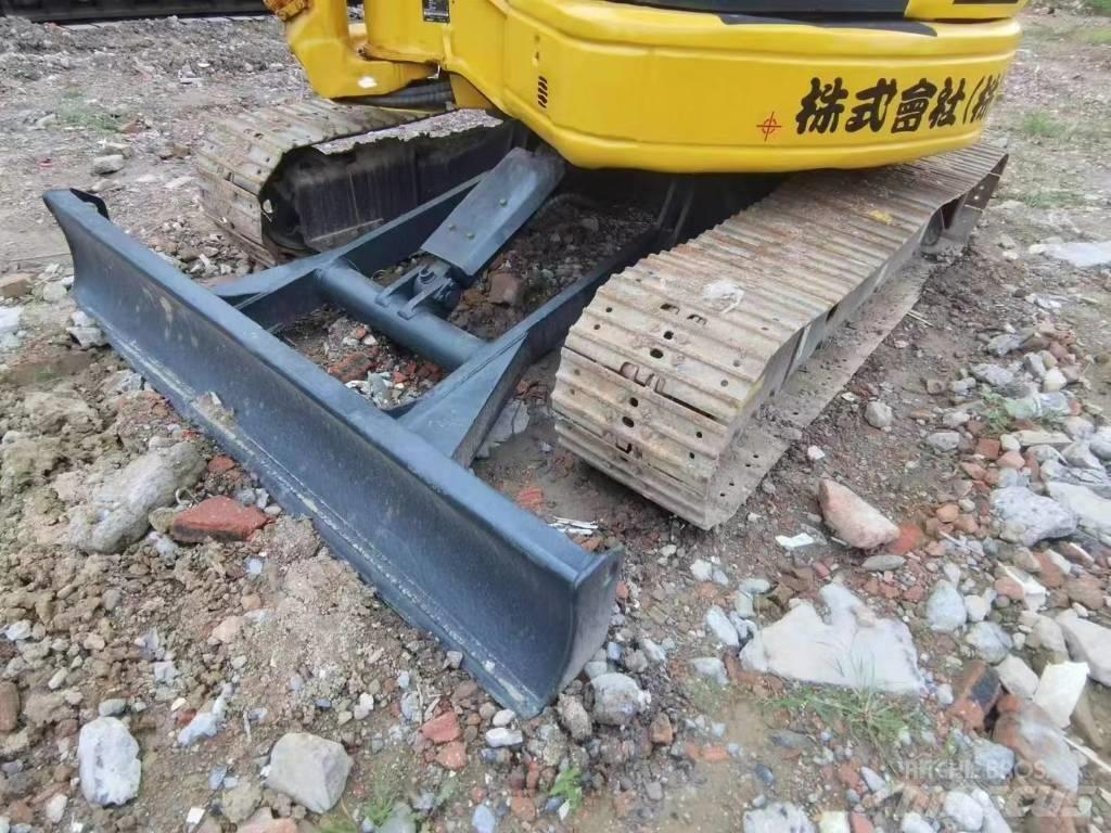 Komatsu PC40 Pásové rýpadlá