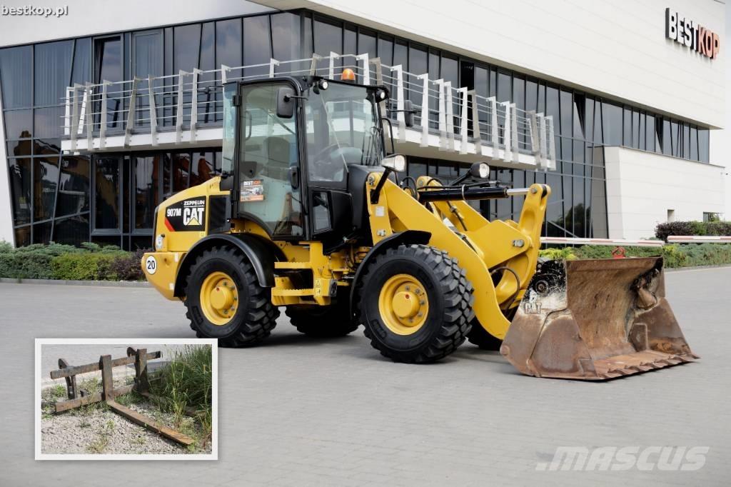 CAT 907 M Kolesové nakladače