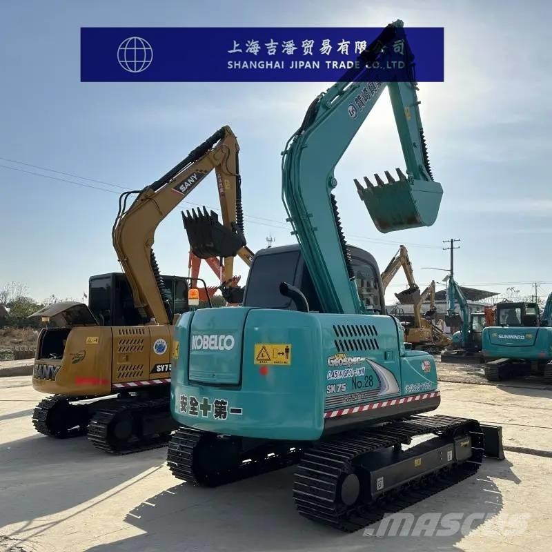 Kobelco SK 75 Midi rýpadlá 7 t - 12 t