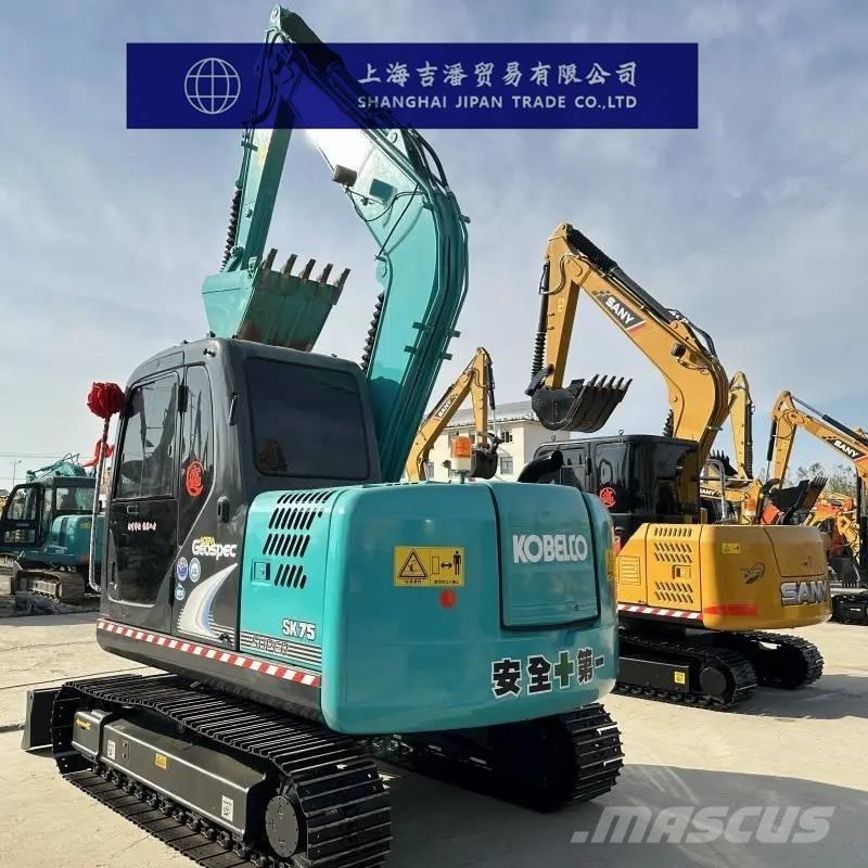 Kobelco SK 75 Midi rýpadlá 7 t - 12 t