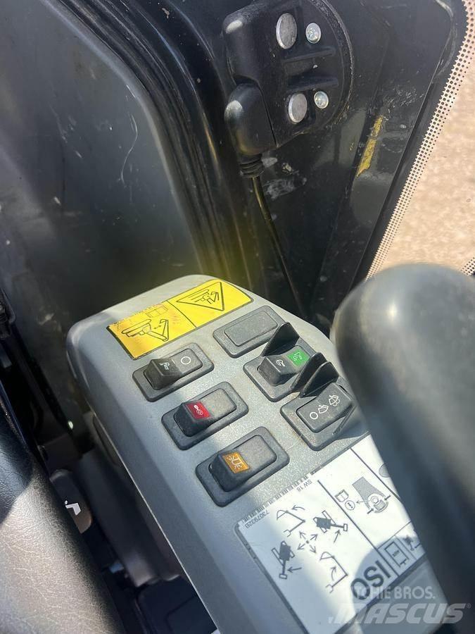 Doosan DX27Z Špeciálne bagre