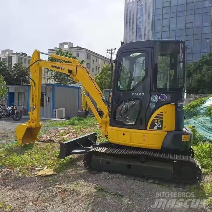 Komatsu PC35MR Pásové rýpadlá
