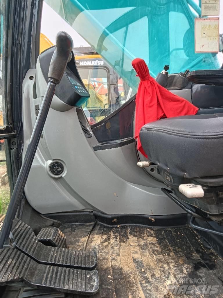 Kobelco SK 200 Midi rýpadlá 7 t - 12 t