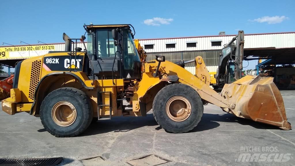 CAT 962K Kolesové nakladače